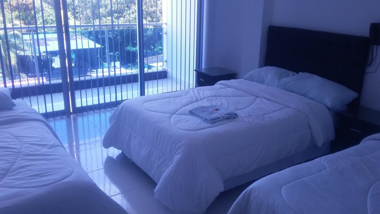 Hotel Palma Roja グラナダ エクステリア 写真